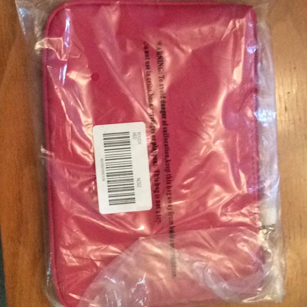 Chico’s Pamela pouch bags red